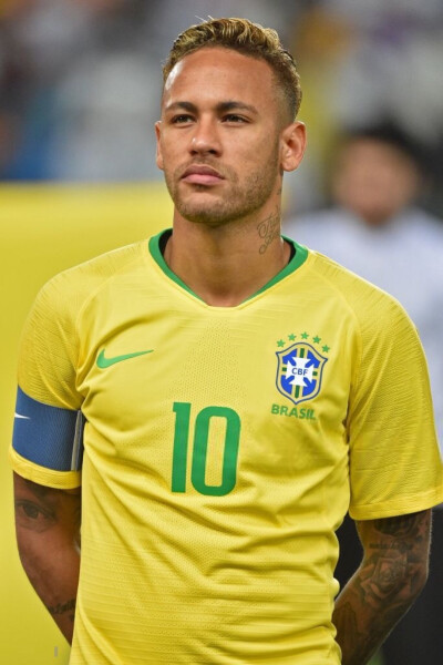 他会在训练 他会在训练