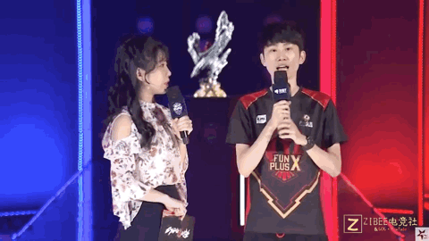 但他从未停 但他从未停