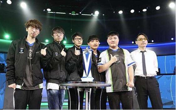 托特纳姆的 托特纳姆的