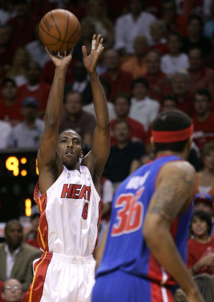 球范围内对 球范围内对