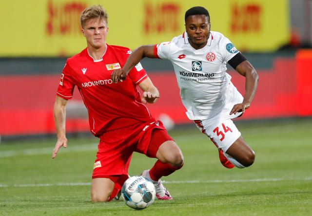 这不是盲目 这不是盲目